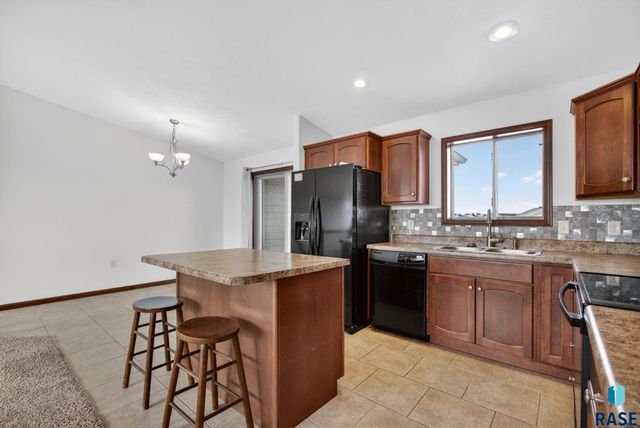 6509 S Tomar Rd Road, Sioux Falls, SD 57108