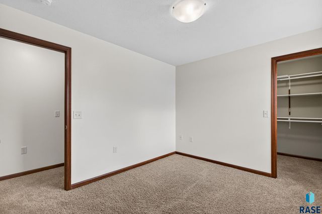 6509 S Tomar Rd Road, Sioux Falls, SD 57108