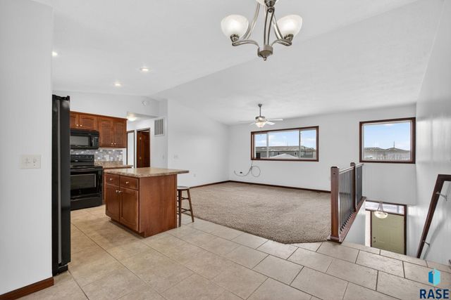 6509 S Tomar Rd Road, Sioux Falls, SD 57108