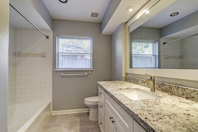 9208 Rangely Drive, Houston, TX 77055