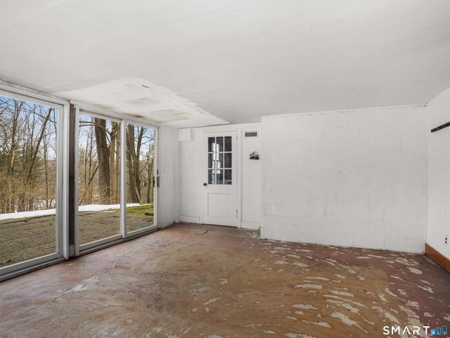 21 Old Highway, Wilton, CT 06897