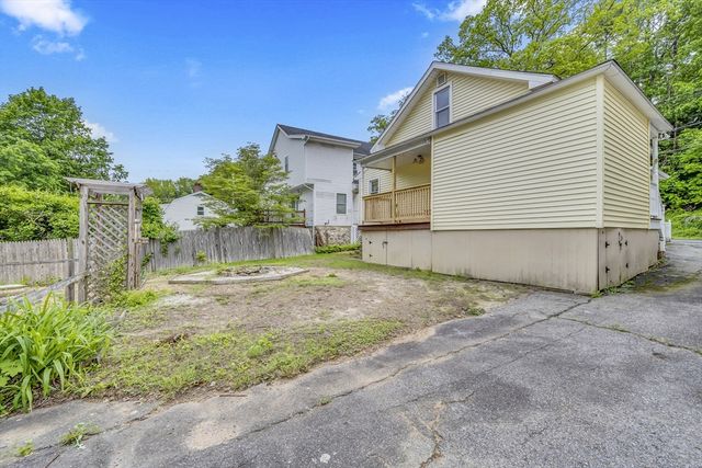 115 Old North Woodstock Rd, Southbridge, MA 01550
