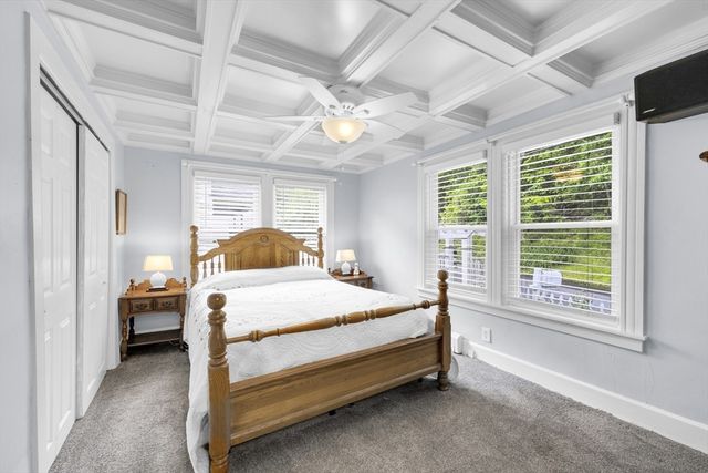 115 Old North Woodstock Rd, Southbridge, MA 01550