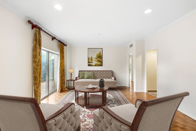 475 N Highland St Apt 1K, Memphis, TN 38122