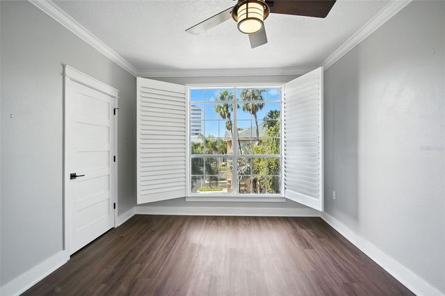 5304 BAY CLUB CIRCLE, Tampa, FL 33607