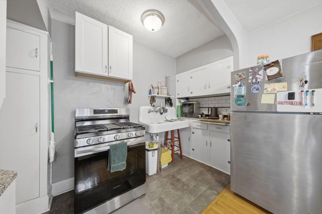 3215 Chicago Avenue S, Minneapolis, MN 55407