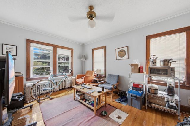 3215 Chicago Avenue S, Minneapolis, MN 55407