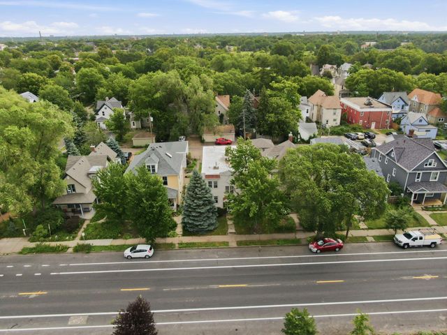 3215 Chicago Avenue S, Minneapolis, MN 55407