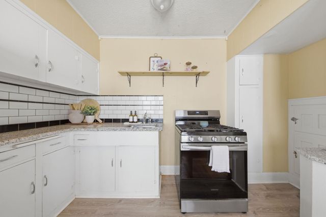 3215 Chicago Avenue S, Minneapolis, MN 55407