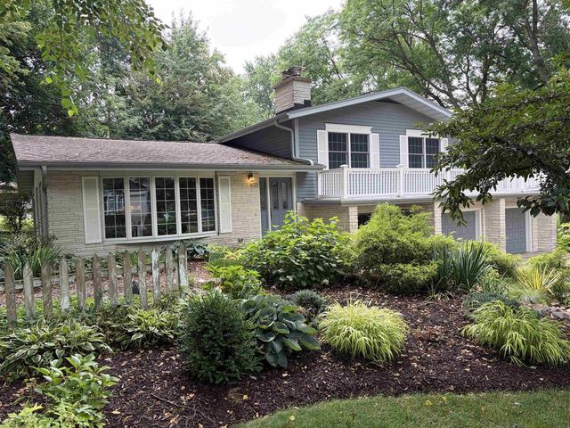 4527 E Oak Lane, Windsor, WI 53598