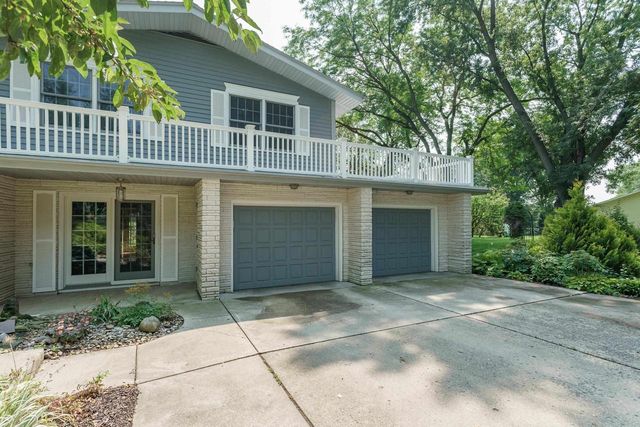 4527 E Oak Lane, Windsor, WI 53598