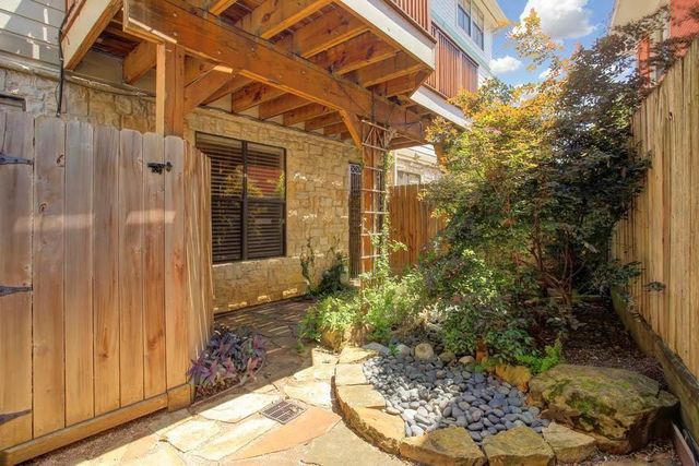 1333 Fairview Street, Houston, TX 77006