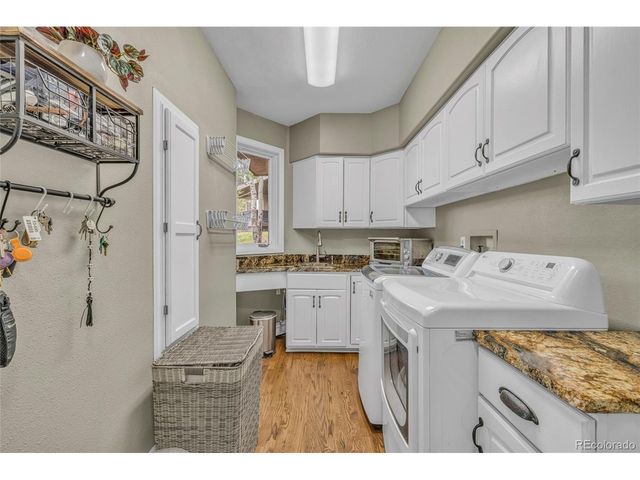 1306 Preserve Cir, Golden, CO 80401