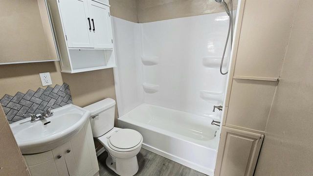 1623 6th Street, Beloit, WI 53511