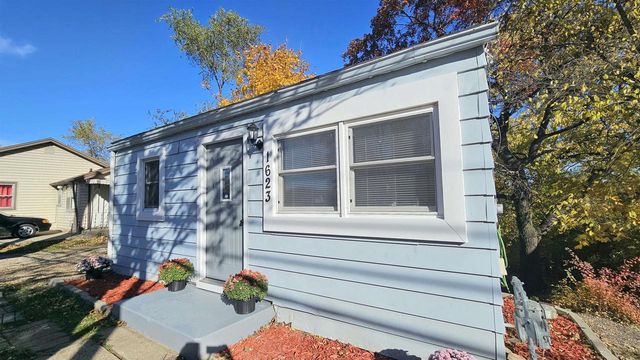 1623 6th Street, Beloit, WI 53511