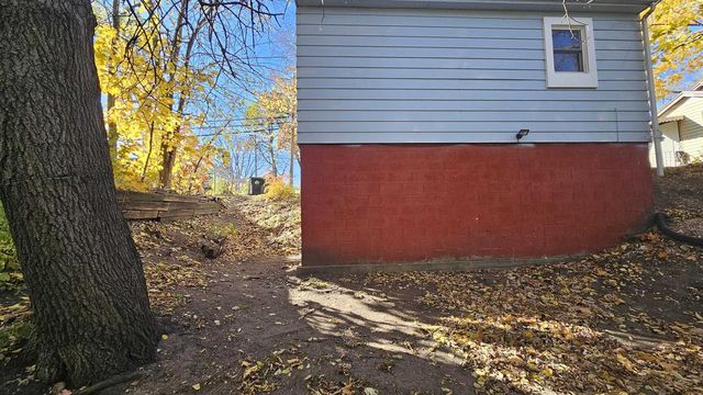 1623 6th Street, Beloit, WI 53511