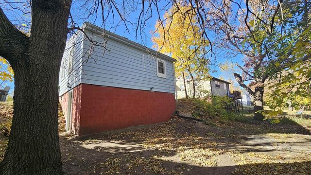 1623 6th Street, Beloit, WI 53511