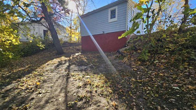 1623 6th Street, Beloit, WI 53511