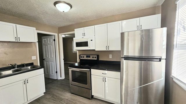 1623 6th Street, Beloit, WI 53511