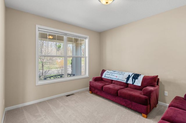 1334 76th Street W, Inver Grove Heights, MN 55077