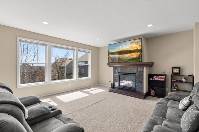 1334 76th Street W, Inver Grove Heights, MN 55077