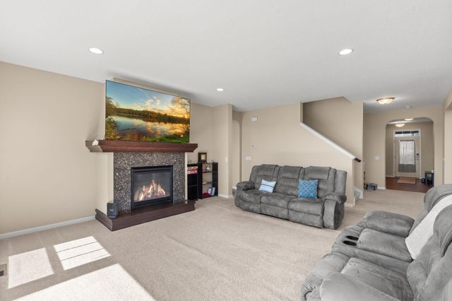 1334 76th Street W, Inver Grove Heights, MN 55077