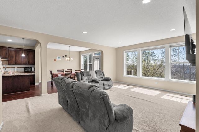 1334 76th Street W, Inver Grove Heights, MN 55077