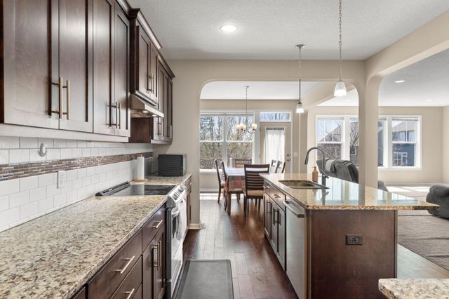 1334 76th Street W, Inver Grove Heights, MN 55077