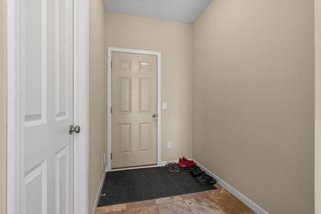 1334 76th Street W, Inver Grove Heights, MN 55077