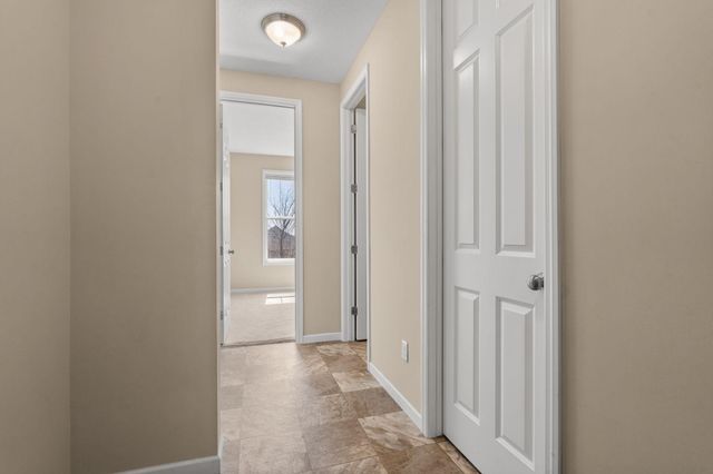 1334 76th Street W, Inver Grove Heights, MN 55077