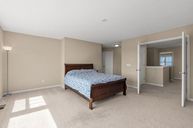 1334 76th Street W, Inver Grove Heights, MN 55077