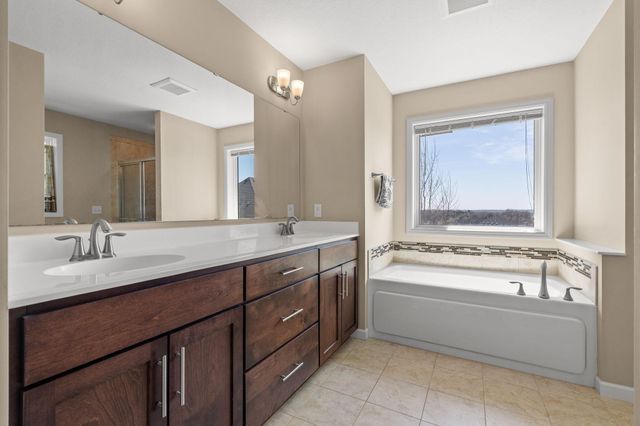 1334 76th Street W, Inver Grove Heights, MN 55077