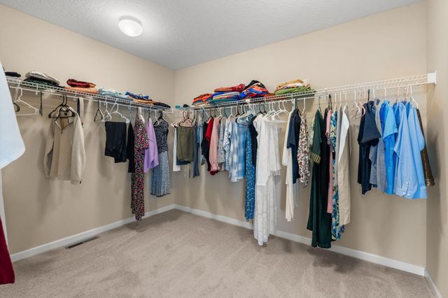 1334 76th Street W, Inver Grove Heights, MN 55077