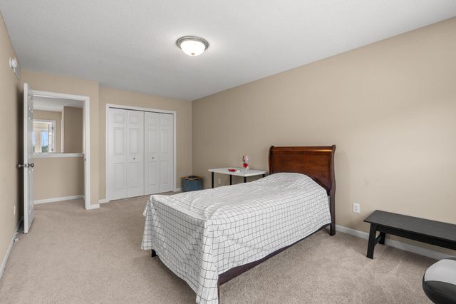 1334 76th Street W, Inver Grove Heights, MN 55077