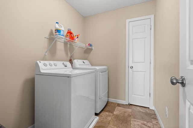 1334 76th Street W, Inver Grove Heights, MN 55077