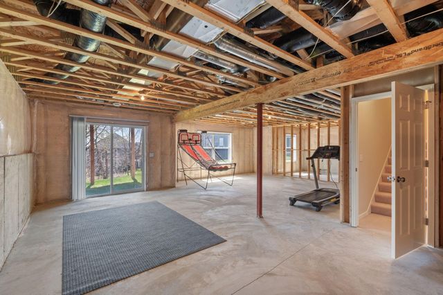 1334 76th Street W, Inver Grove Heights, MN 55077