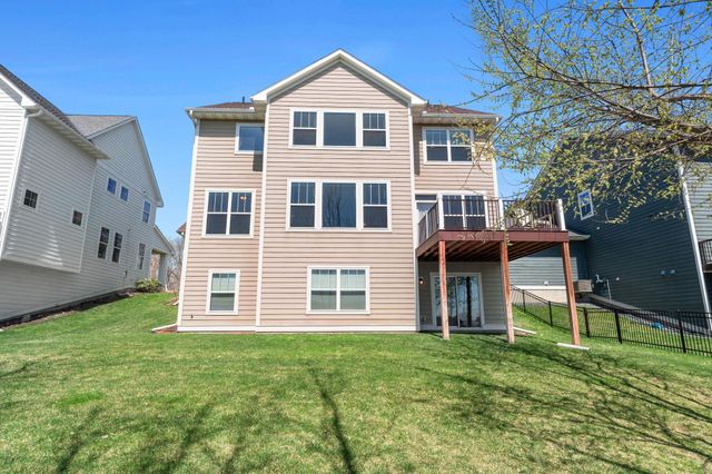 1334 76th Street W, Inver Grove Heights, MN 55077