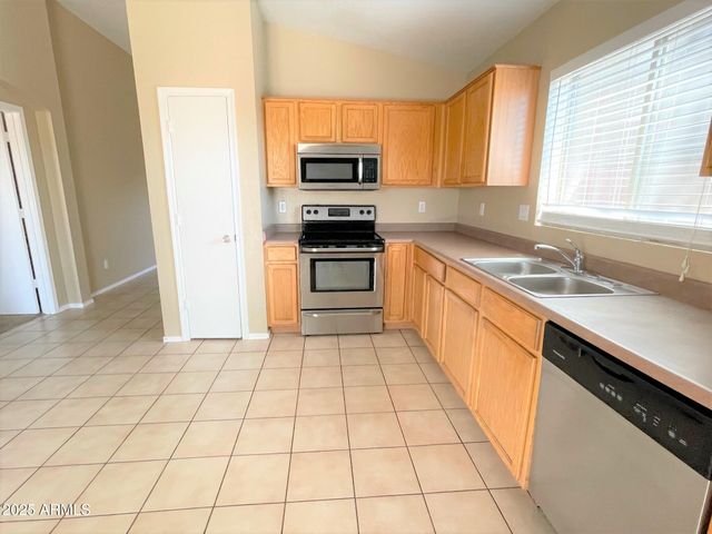 6717 E Lush Vista View, Florence, AZ 85132