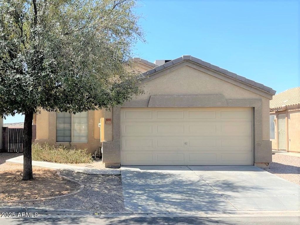 6717 E Lush Vista View, Florence, AZ 85132