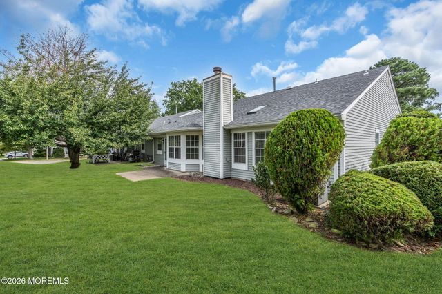 978A Thornbury Lane, Manchester, NJ 08759