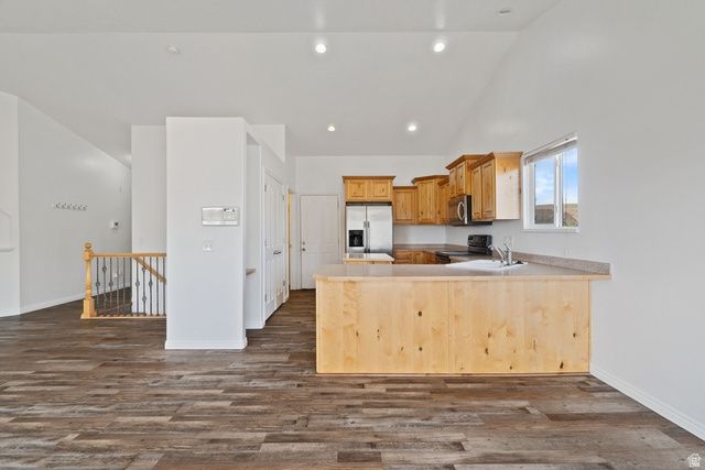 2253 LONE TREE PKWY, Eagle Mountain, UT 84005