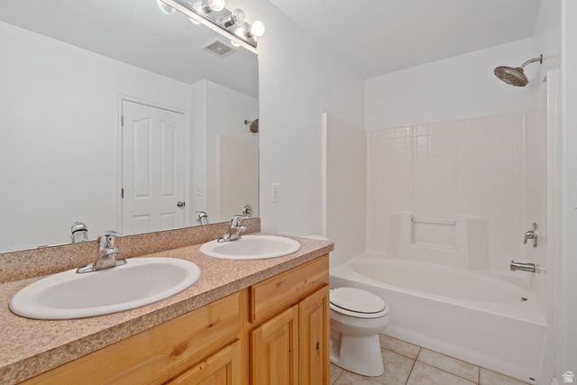 2253 LONE TREE PKWY, Eagle Mountain, UT 84005