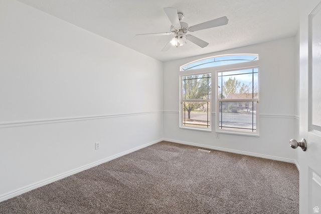 2253 LONE TREE PKWY, Eagle Mountain, UT 84005
