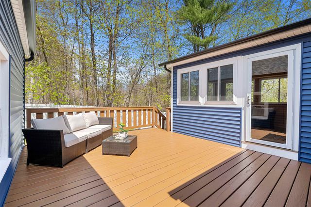 152 Dracut Road, Hudson, NH 03051