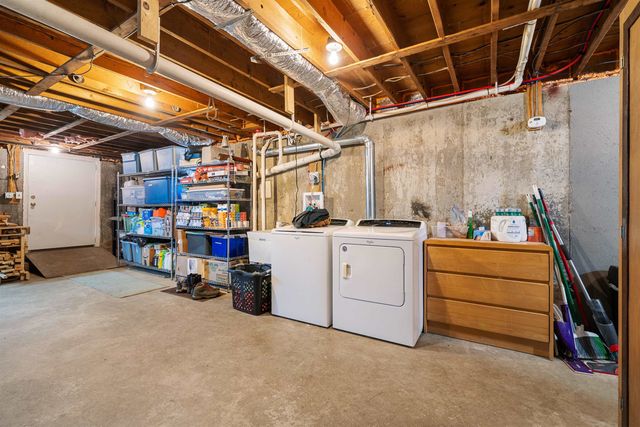 152 Dracut Road, Hudson, NH 03051