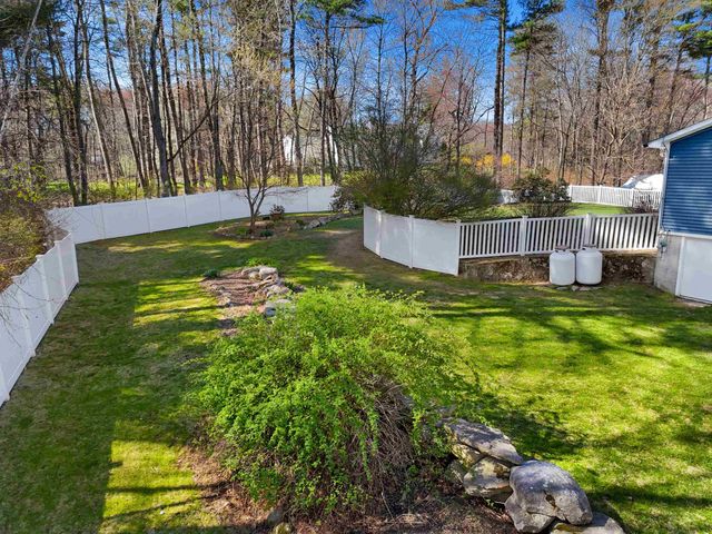 152 Dracut Road, Hudson, NH 03051