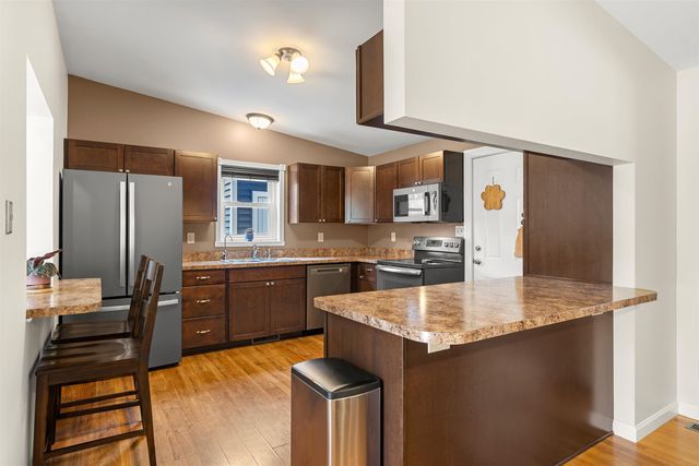 152 Dracut Road, Hudson, NH 03051