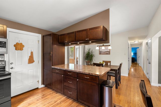 152 Dracut Road, Hudson, NH 03051