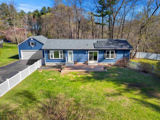 152 Dracut Road, Hudson, NH 03051