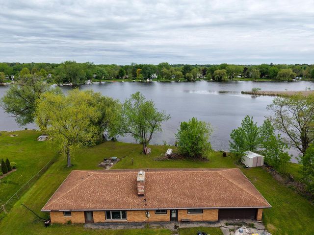 3468 S Shore DRIVE, Hubertus, WI 53033
